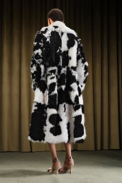 Look 3